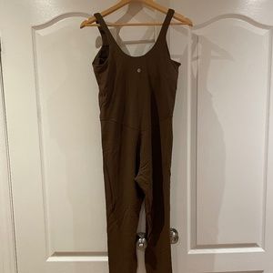 Lululemon jumpsuit/legging